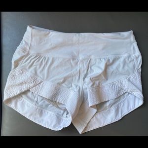 Lululemon motionful Limited edition white shorts